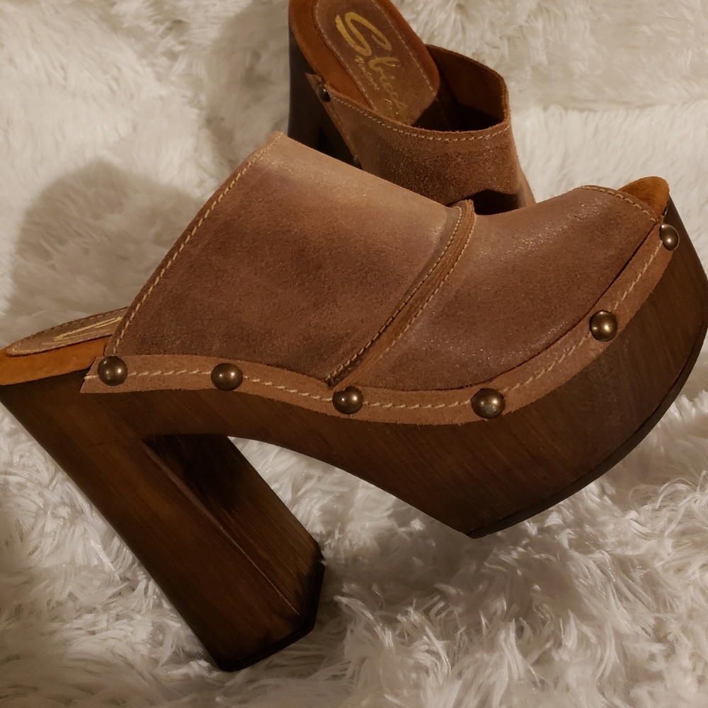 Sbicca Vintage Collection clogs/ mule